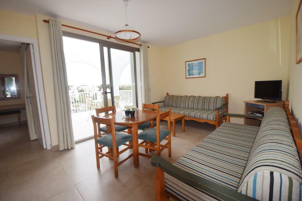 Apartamentos Ferrera Pins Cala Ferrera  Bagian luar foto