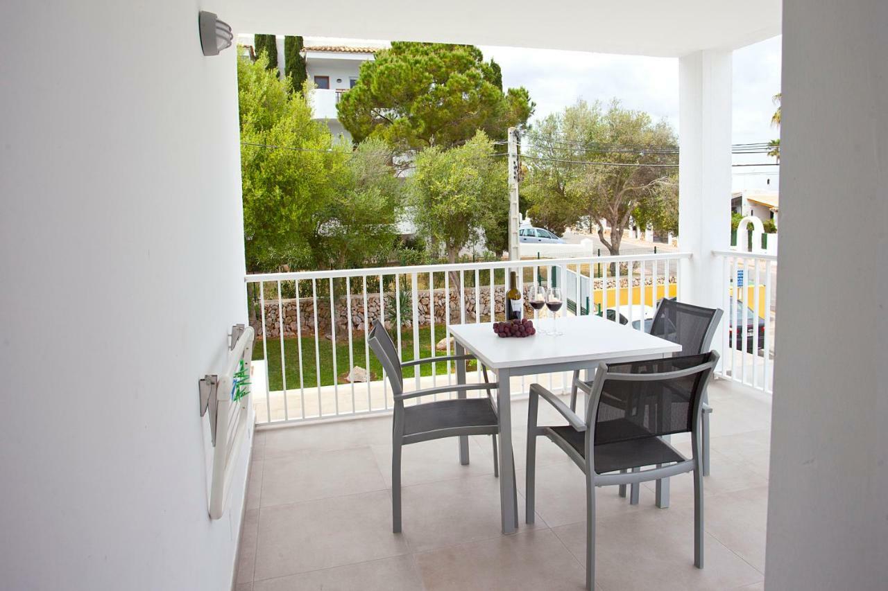 Apartamentos Ferrera Pins Cala Ferrera  Bagian luar foto